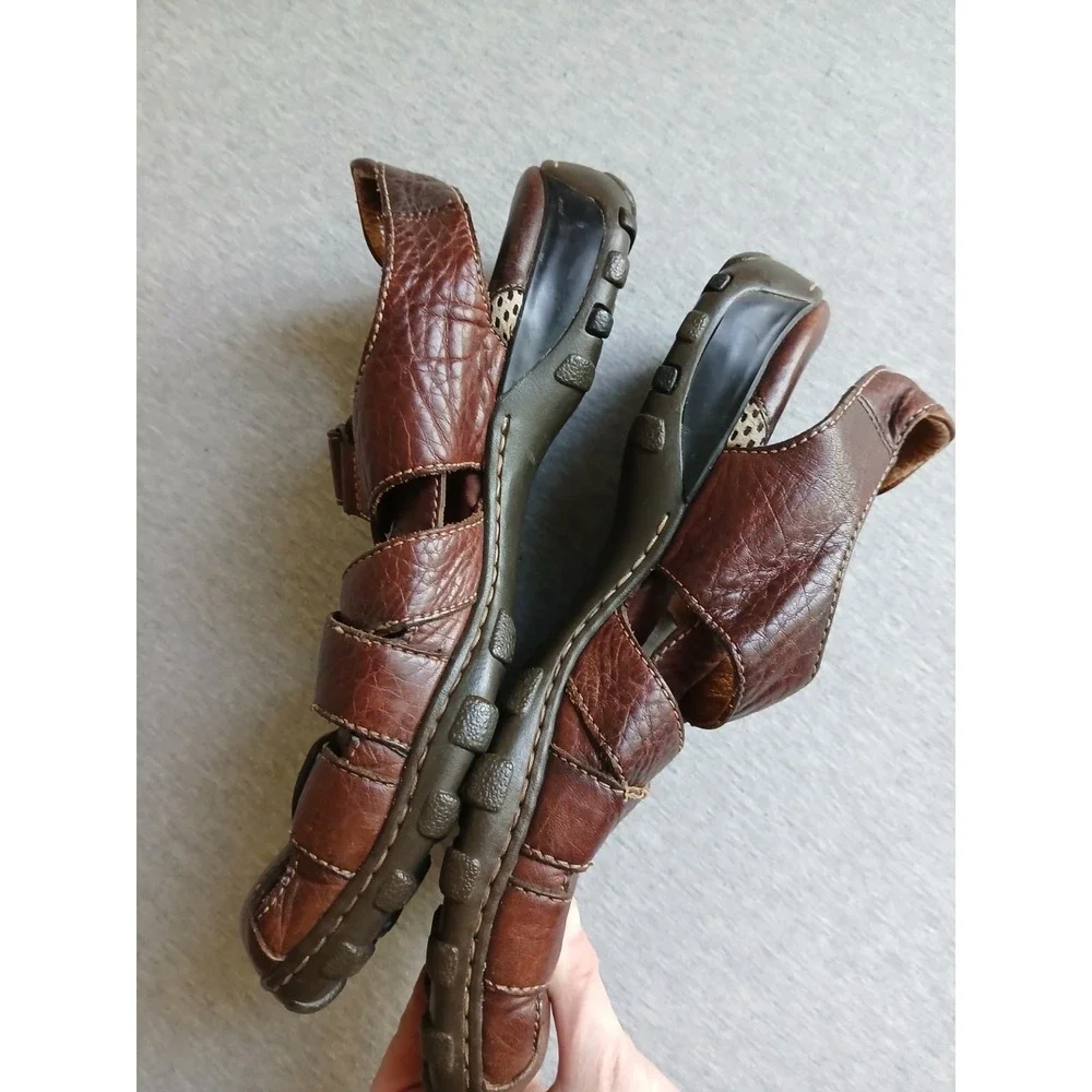 Born Sandals Mens 10 / EU 44 Fisherman Style Leather Woven Closed Toe